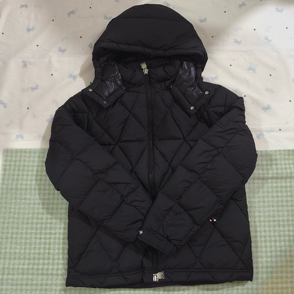 Moncler Black Diamond-Quilted Down Jacket